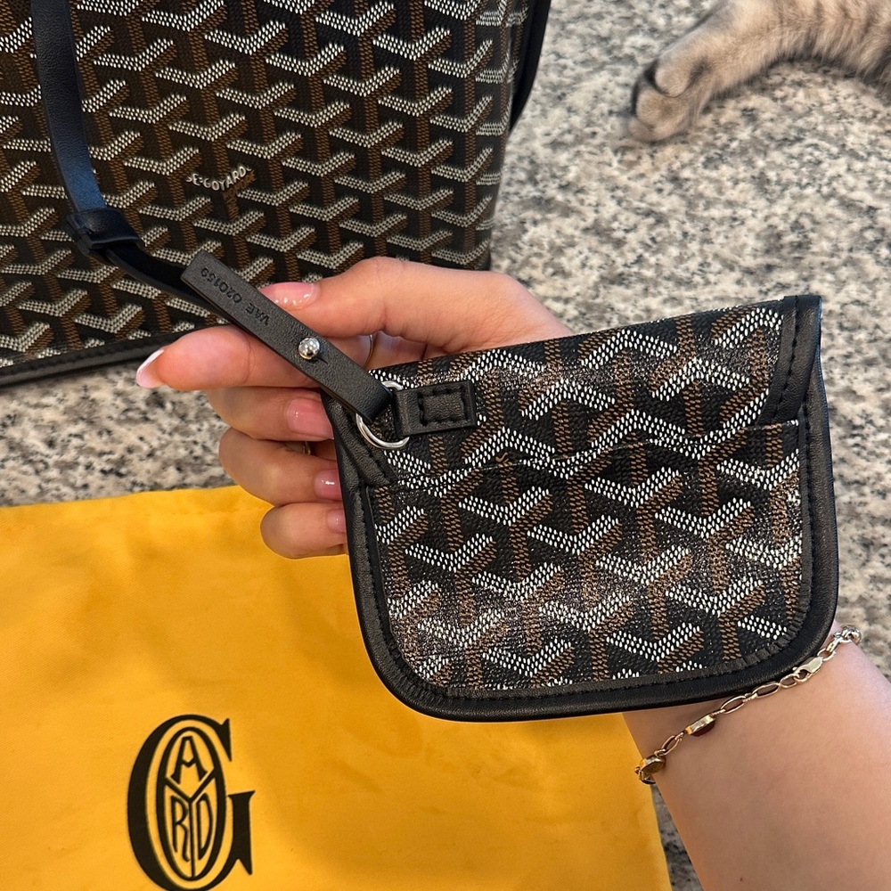 mini Anjou reversible monogram! - image 8